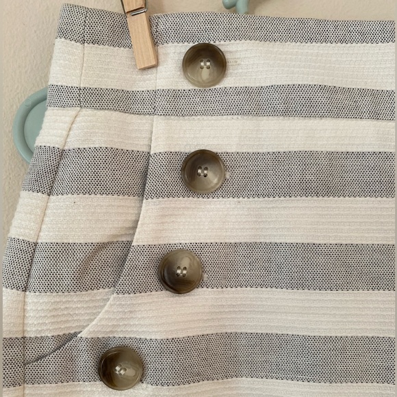 LOFT Gray and White Striped Skirt with Tortoise Shell Buttons - Picture 2 of 8